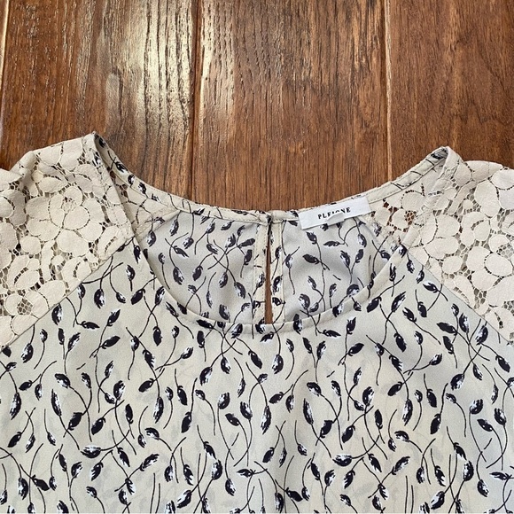 Pleione Floral Blouse Womens Small - Picture 3 of 10